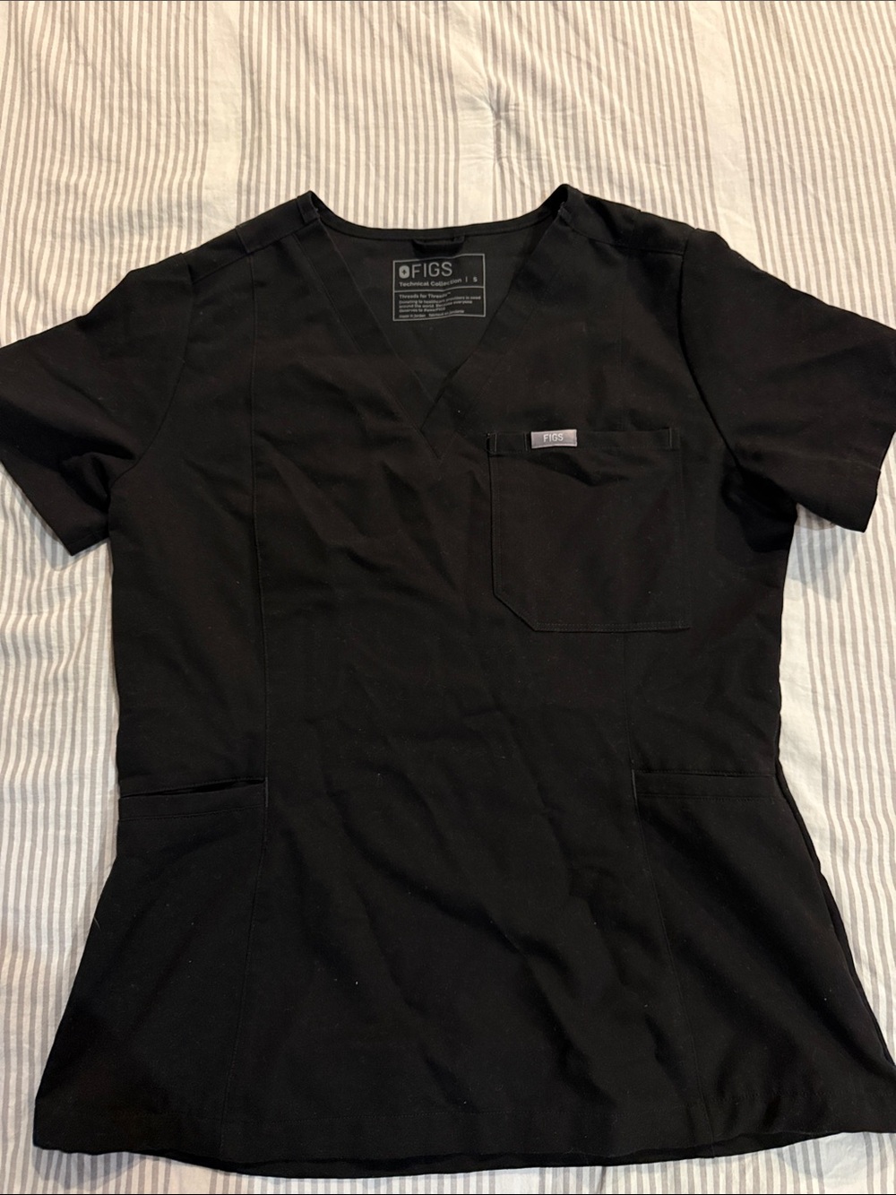 Figs Women’s Black V-Neck Scrub Top